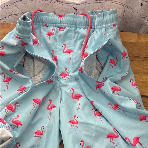 Flamingo Print Men's Swim Shorts - Picture 7 of 8